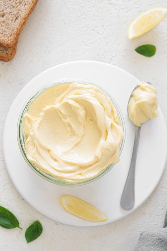 Homemade Keto Mayonnaise (Sugar-Free & Low Carb)