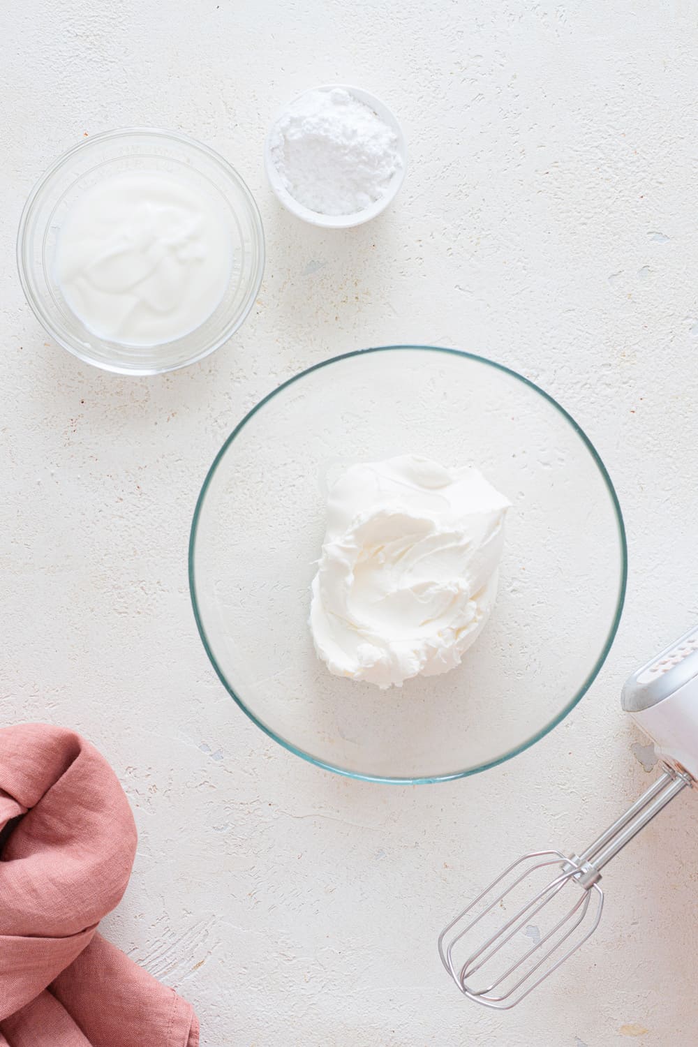 Place cream cheese in a mixing bowl