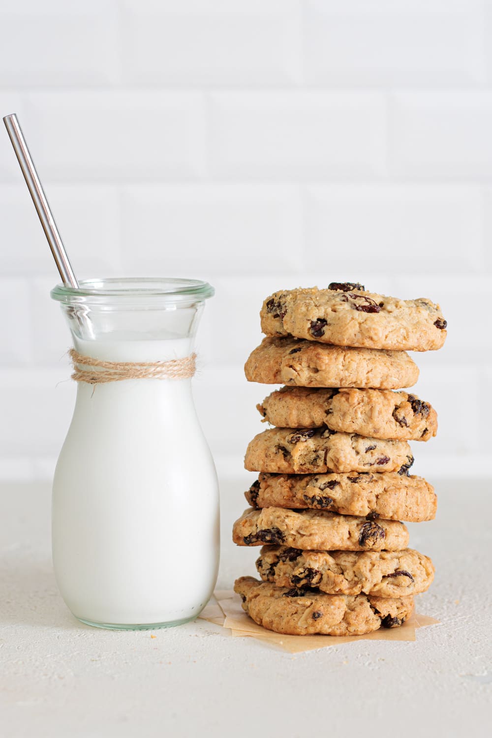 Healthy oatmeal raisin cookies