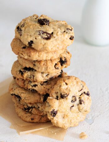 Oatmeal Raisin Cookies