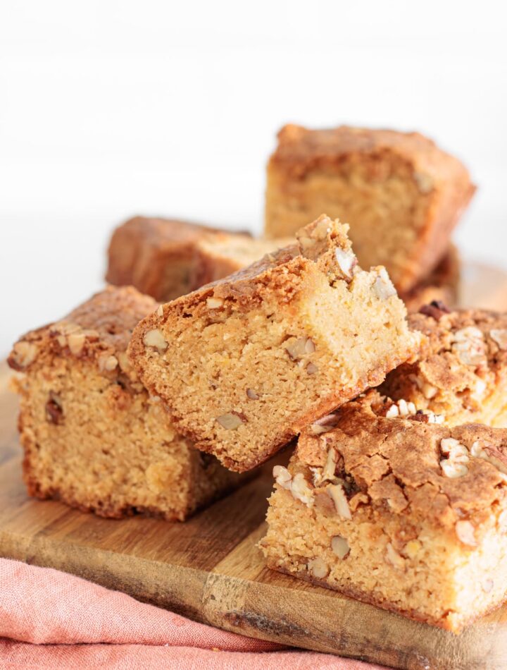 Thanksgiving Maple Pecan Blondies