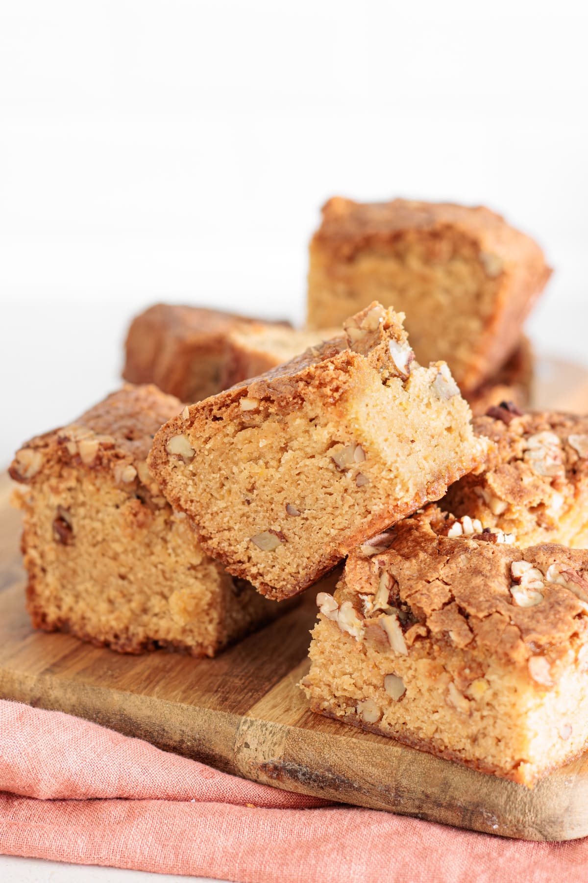 Thanksgiving Maple Pecan Blondies