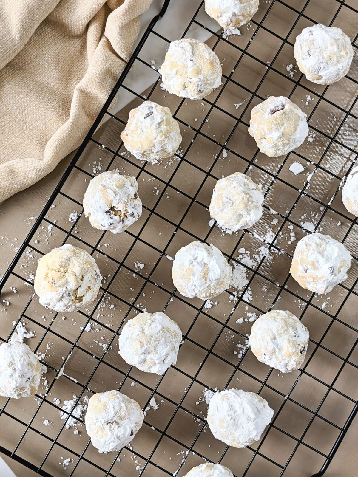 The Best Snowball Cookies Ever!