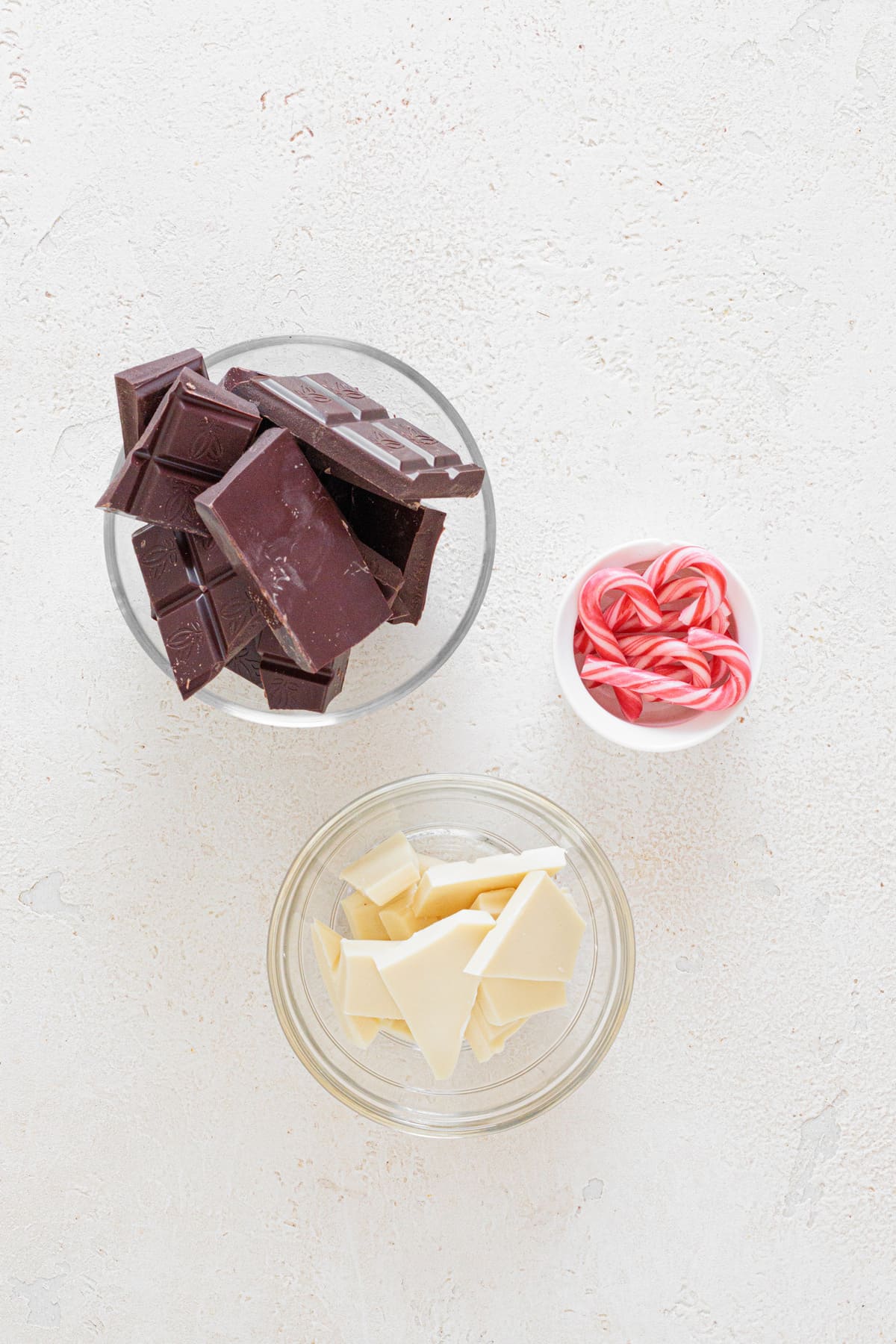 Ingredients for Peppermint Bark Clusters
