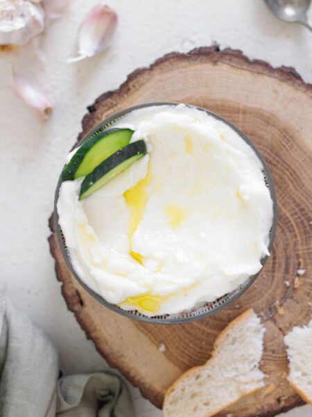 Creamy & Authentic Lebanese Garlic Dip (Toum)