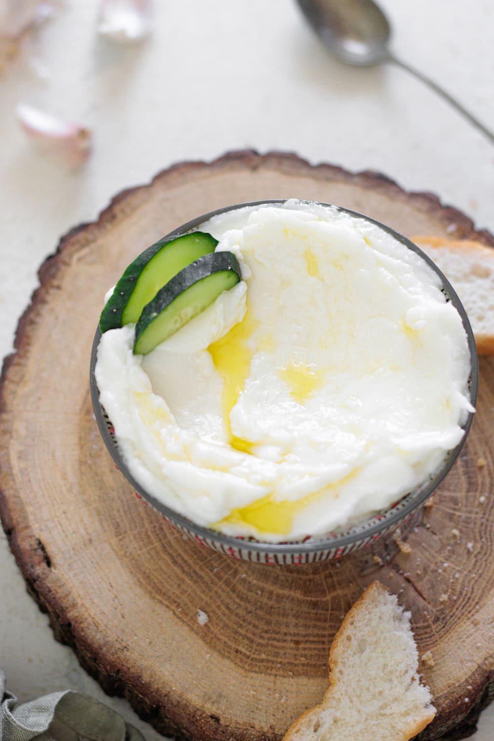 Creamy and Authentic Lebanese Garlic Dip (Toum)